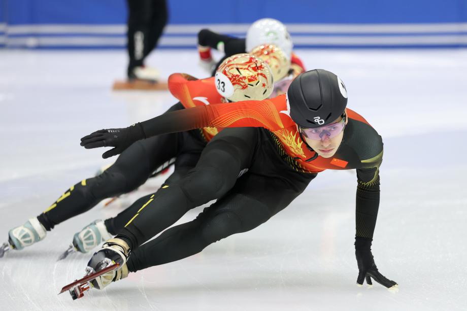 体育直播在线观看免费-中国短道速滑队进行公开训练 正视挑战力争米兰创佳绩